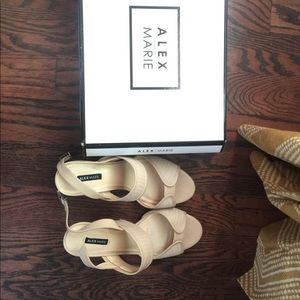Brand New Alex Marie New Nude Heels